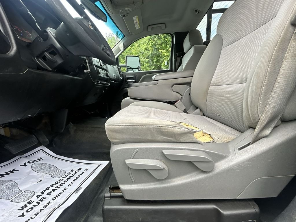Used 2016 White Chevrolet Work Truck image 11