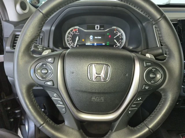 Certified Used 2023 Modern Steel Metallic Honda AWD RTL image 20