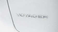 New 2026 Bright White Clear-Coat Exterior Paint Chrysler LX image 30