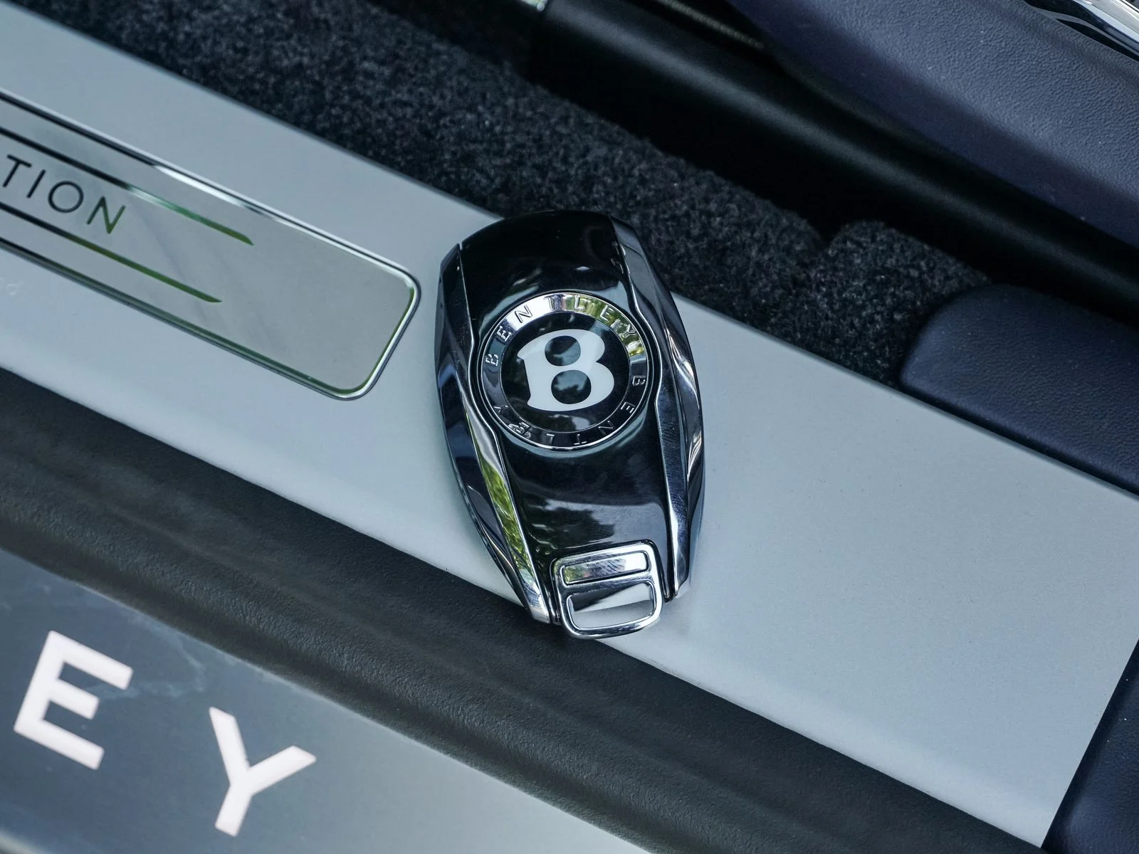 2025 Bentley Flying Spur Speed - Photo 33