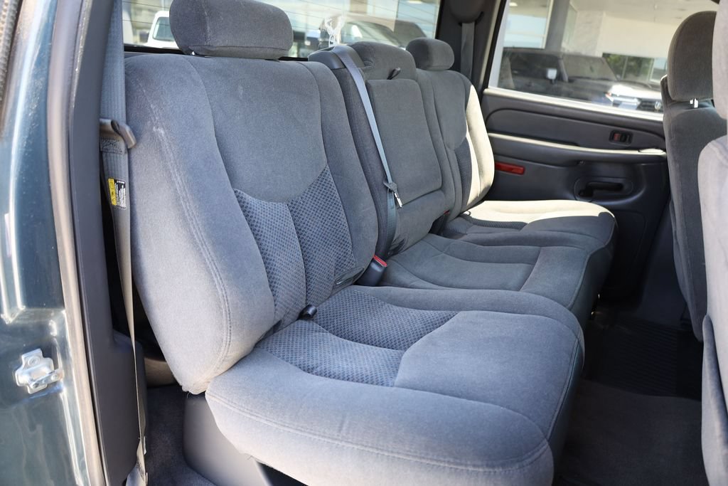 Used 2007 Blue Granite Metallic Chevrolet DRW LT1 image 19