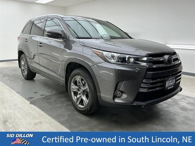 Used 2018 Predawn Gray Mica Toyota Limited Platinum image 3