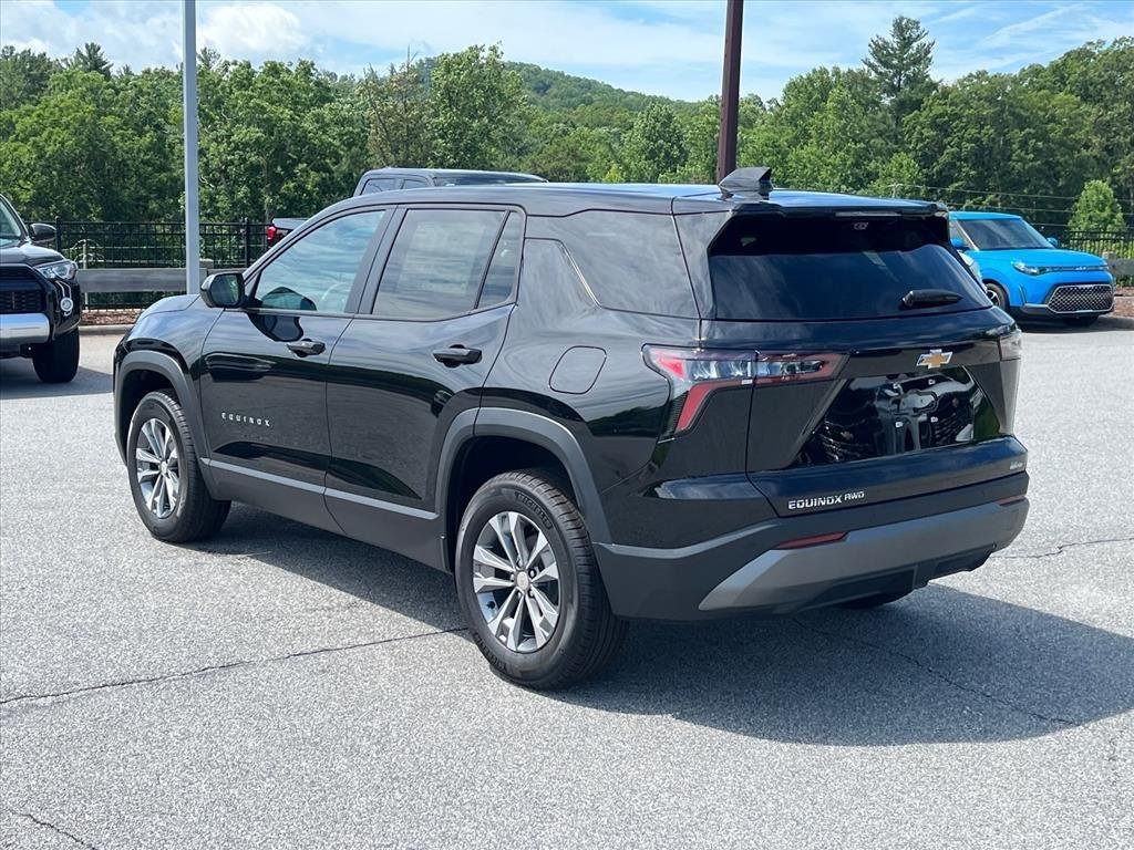 New 2026 Mosaic Black Metallic Chevrolet LT image 3