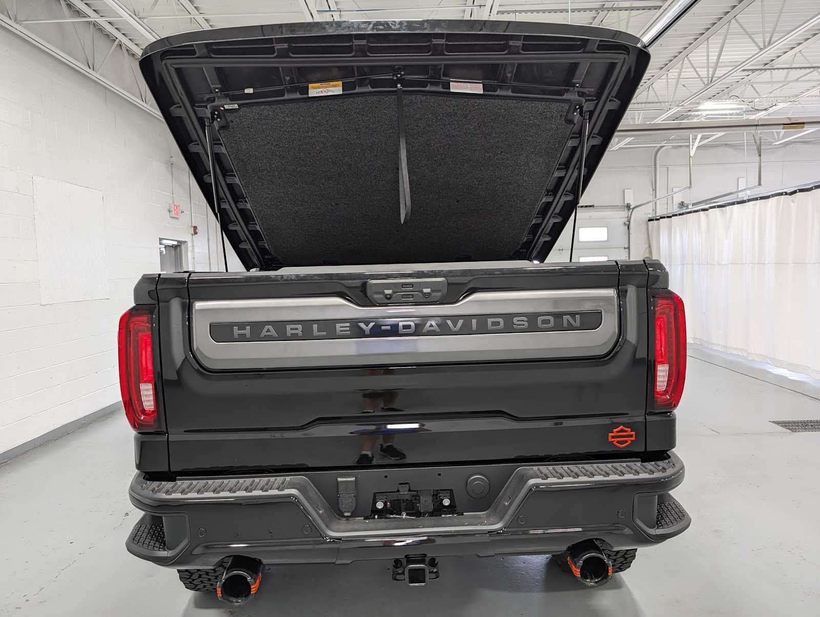 2025 GMC Sierra 1500 AT4 - Photo 16
