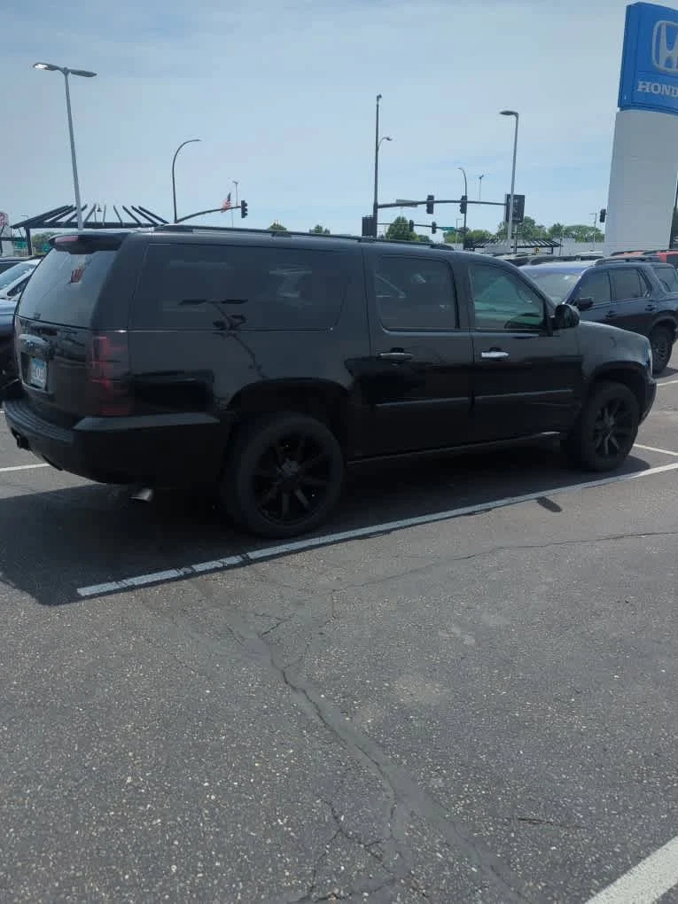 Used 2008 Black Chevrolet LTZ image 5