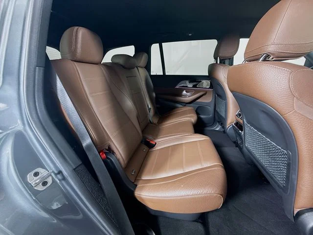 Used 2024  Mercedes-Benz GLS 450 image 30