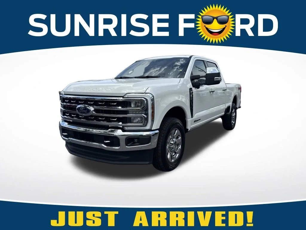 Used 2024 White Metallic Ford Lariat image 1