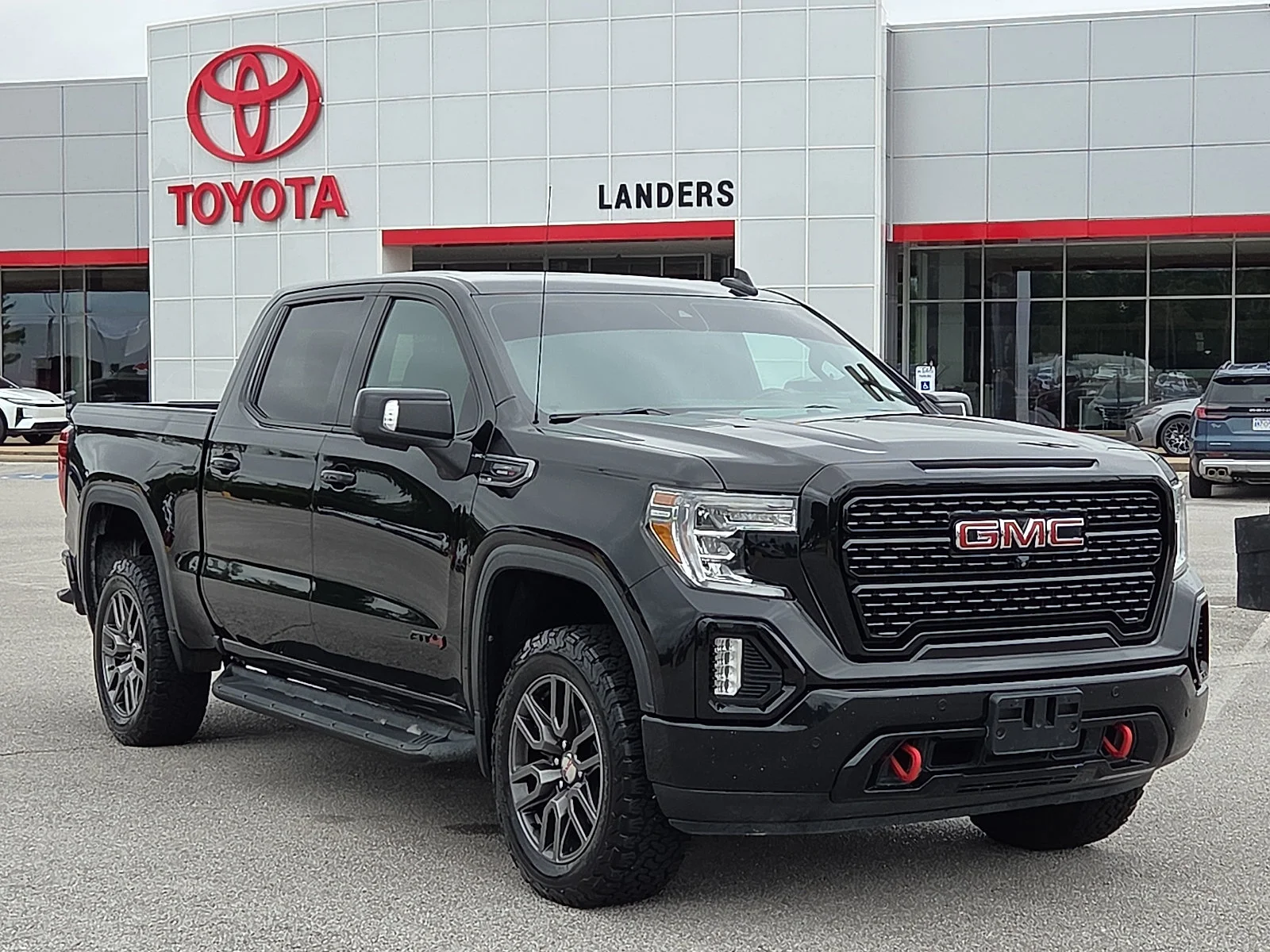 2020 GMC Sierra 4WD Crew Cab Short Box AT4's photo