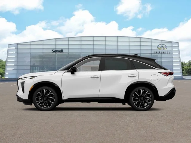 New 2027 2T RAD WHT INFINITI Autograph AWD image 3