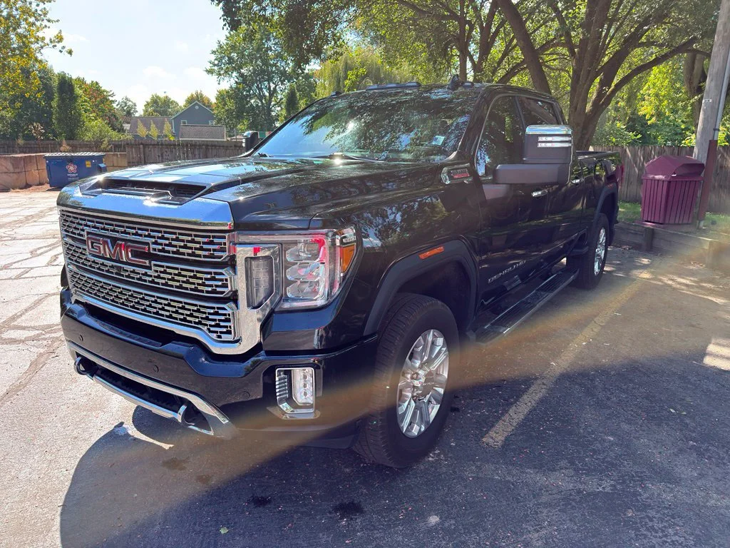 Used 2021 Black GMC Denali image 20