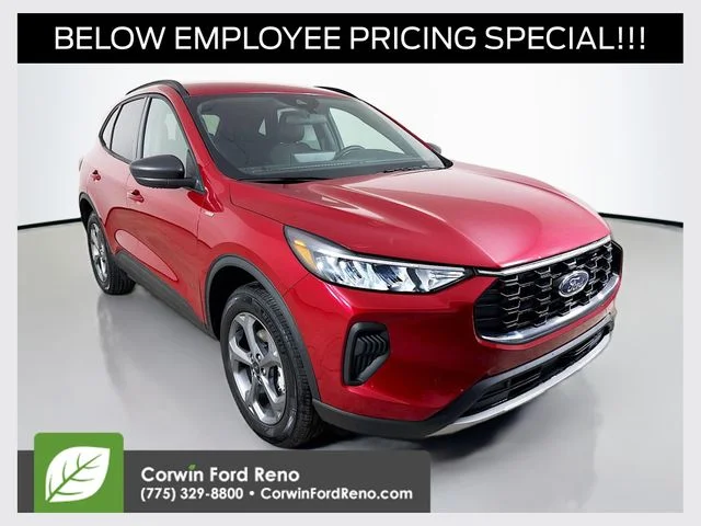 2026 Ford Escape ST-Line AWD's photo