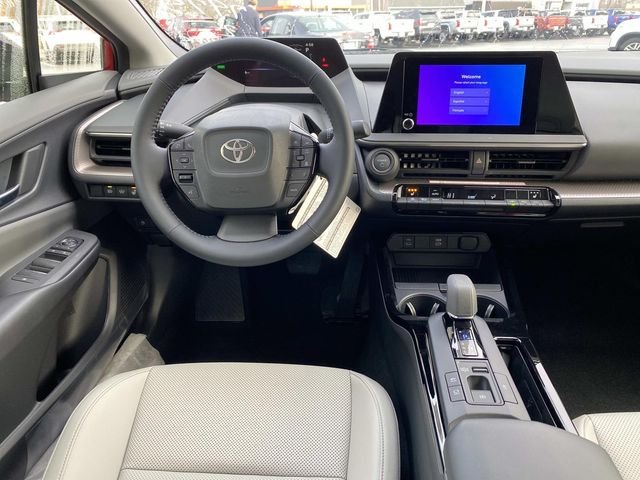 2026 Toyota Prius XLE - Photo 8