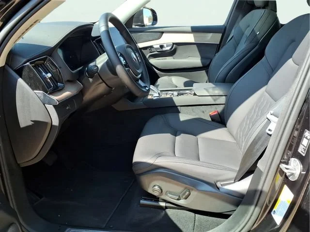 Used 2026  Volvo Plus image 15