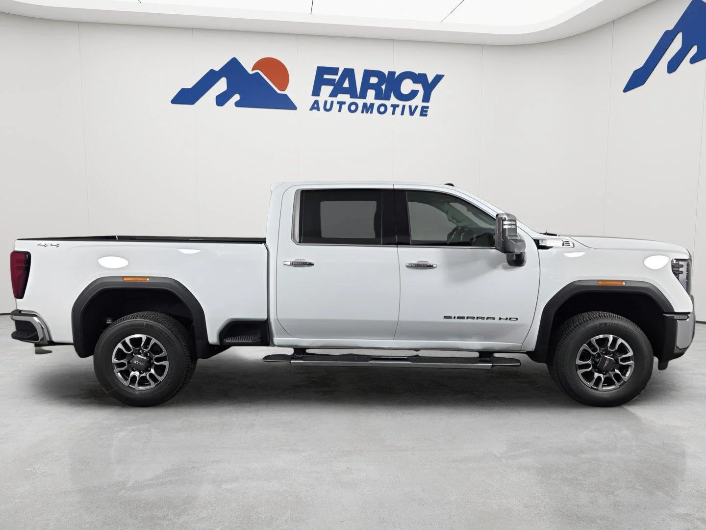2025 GMC Sierra 2500HD SLT - Photo 15