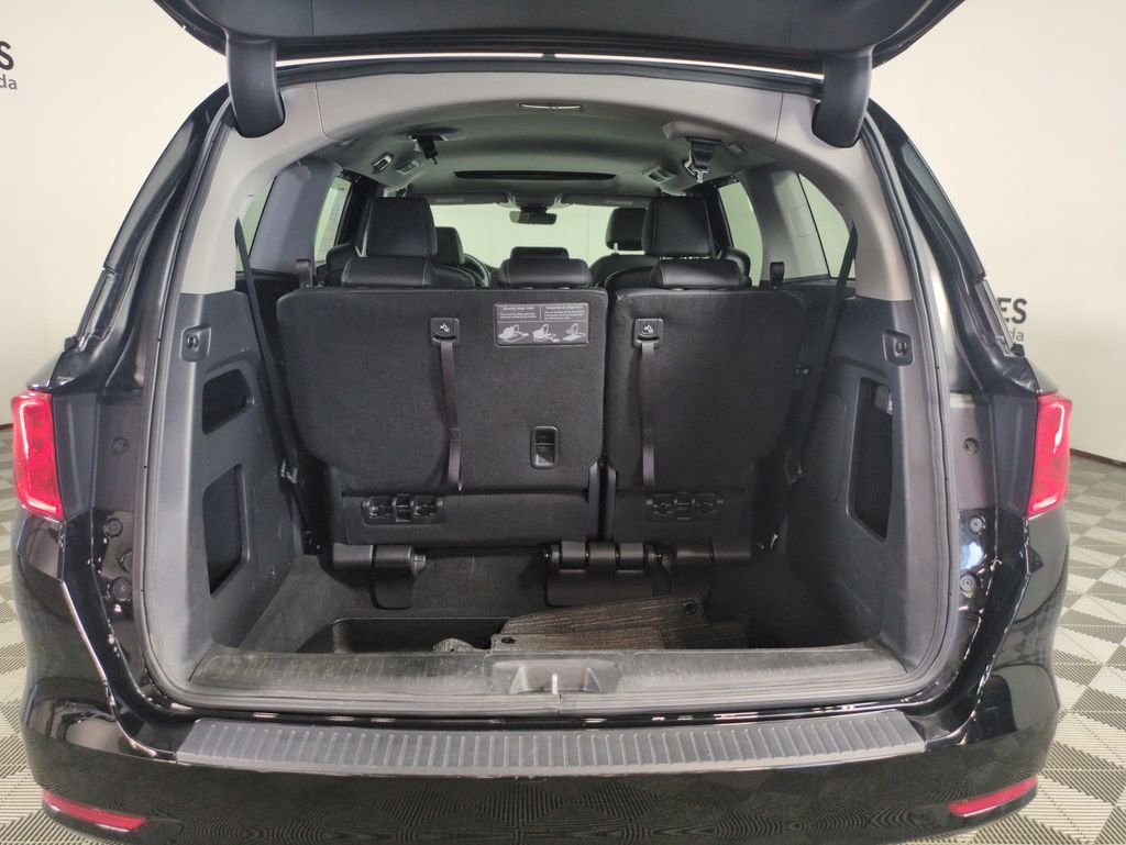 2024 Honda Odyssey EX-L - Photo 23