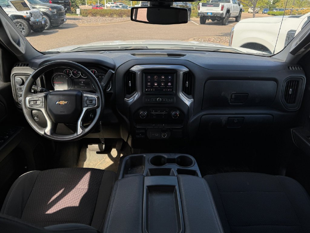Used 2021 Summit White Chevrolet Custom image 18
