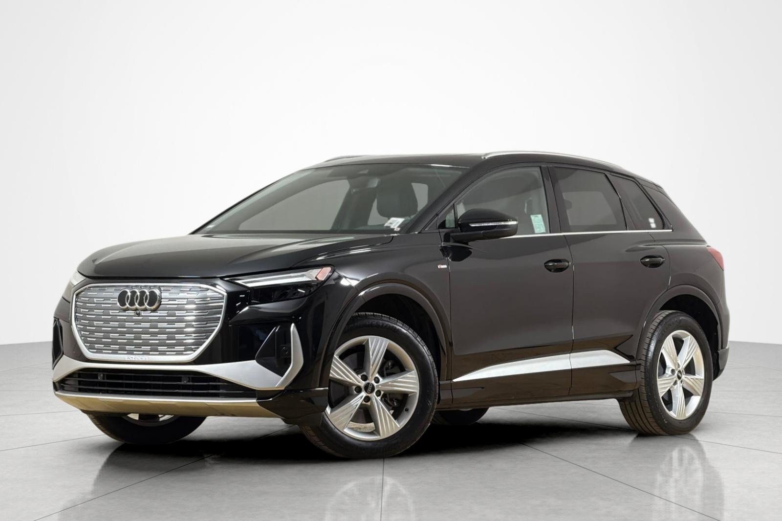 Certified Used 2023 Mythos Black Metallic Audi Premium 50 quattro image 1