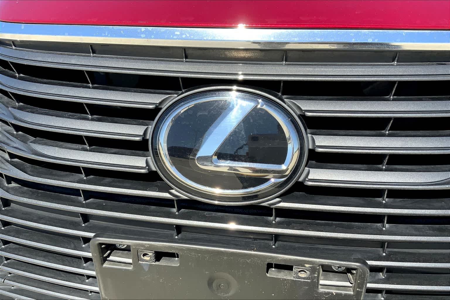 Used 2018 Matador Red Mica Lexus  image 36