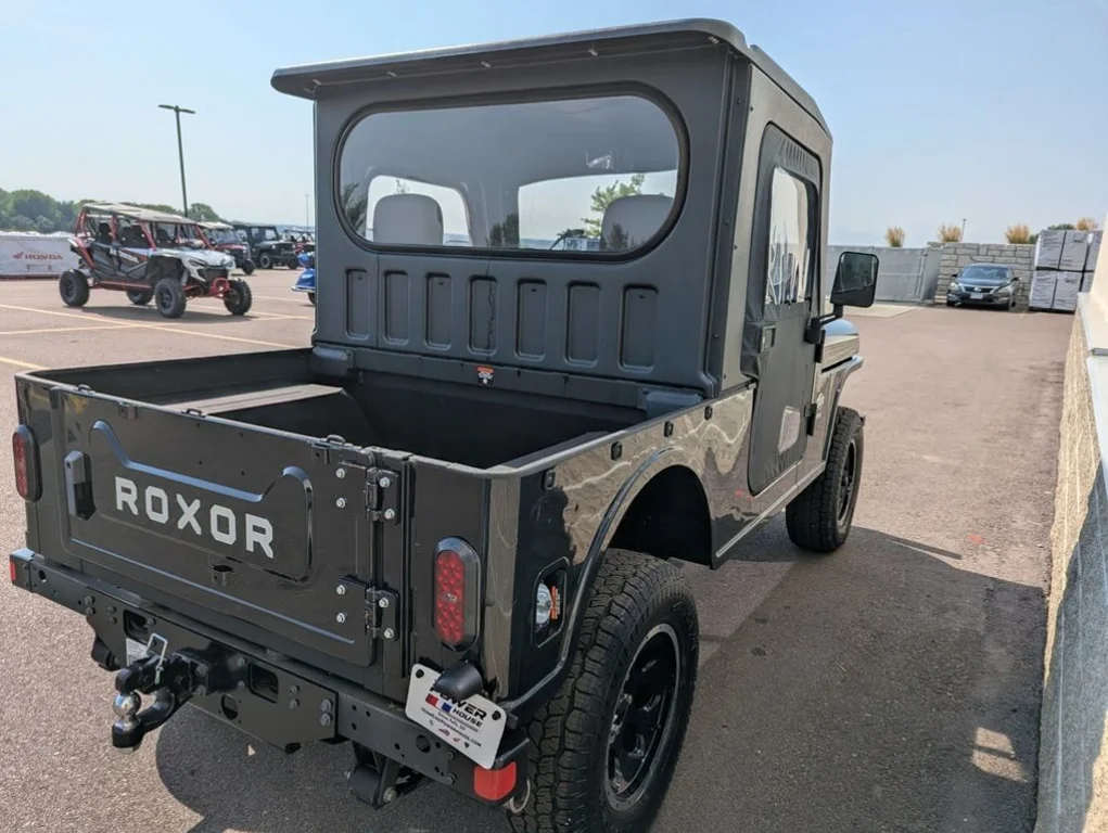Used 2024 BLACK Mahindra  image 7