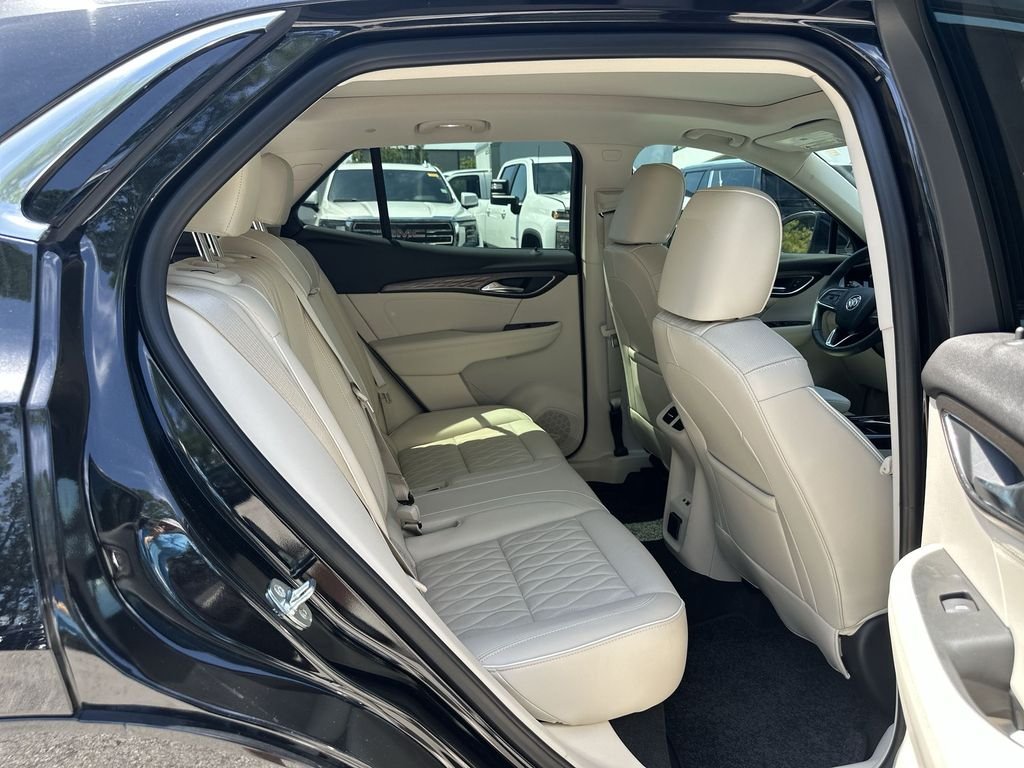 Used 2023 Ebony Twilight Metallic Buick Avenir image 27