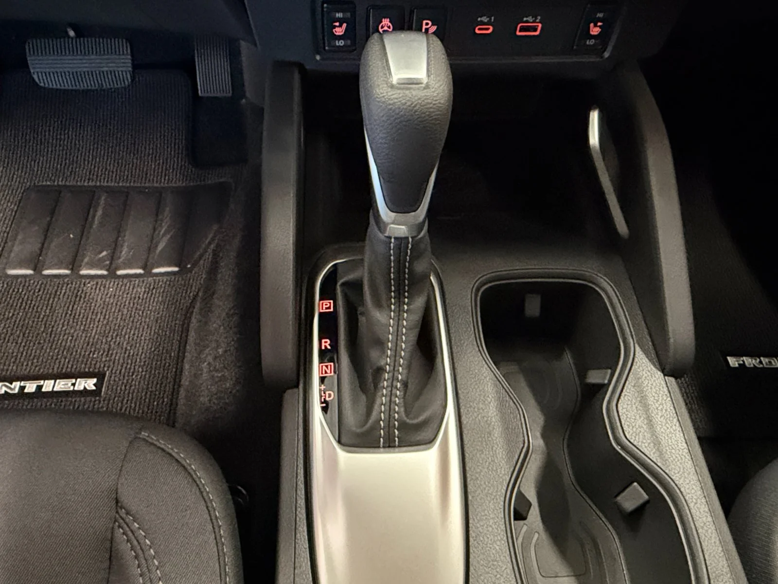 New 2026 Glacier White Nissan SV image 20