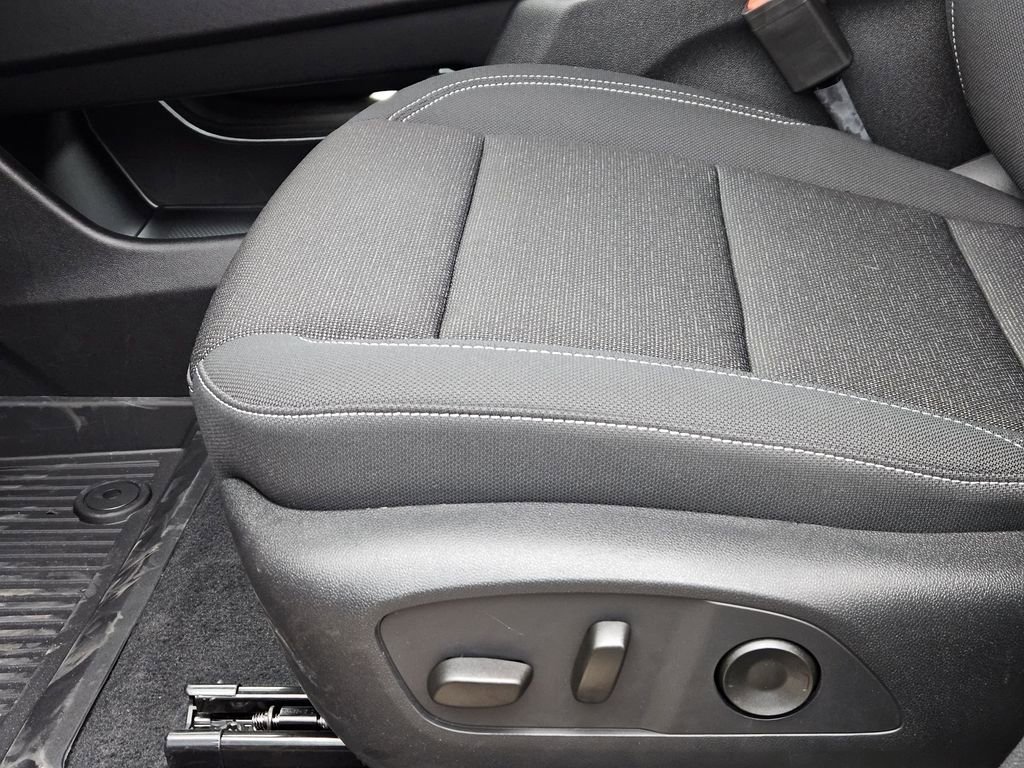 2026 Chevrolet Traverse LT - Photo 19