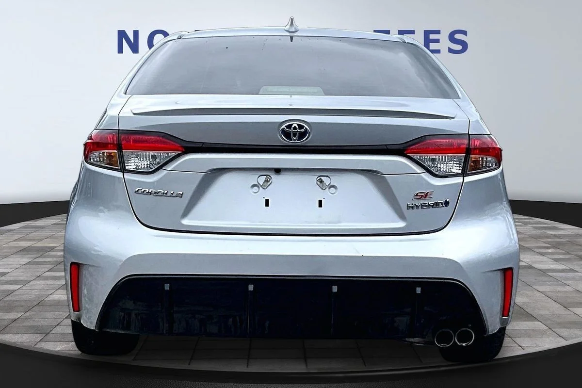 Used 2024 Silver Toyota Hybrid SE image 5