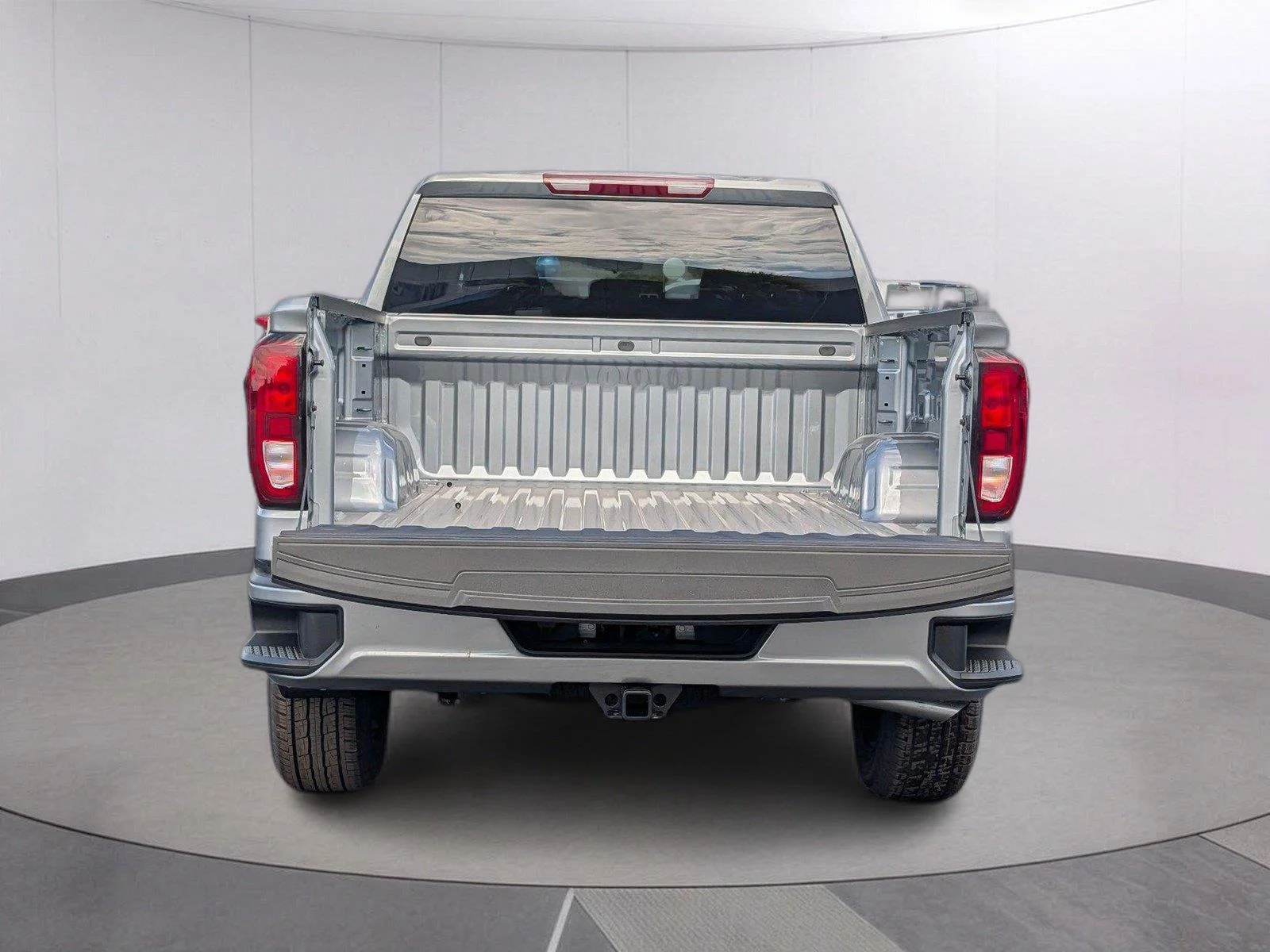 New 2026 Sterling Metallic GMC Elevation image 5