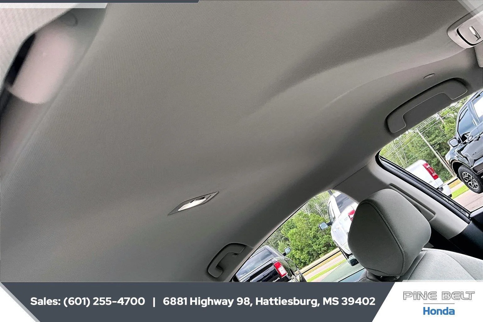 Used 2025 Meteorite Gray Metallic Honda LX image 16