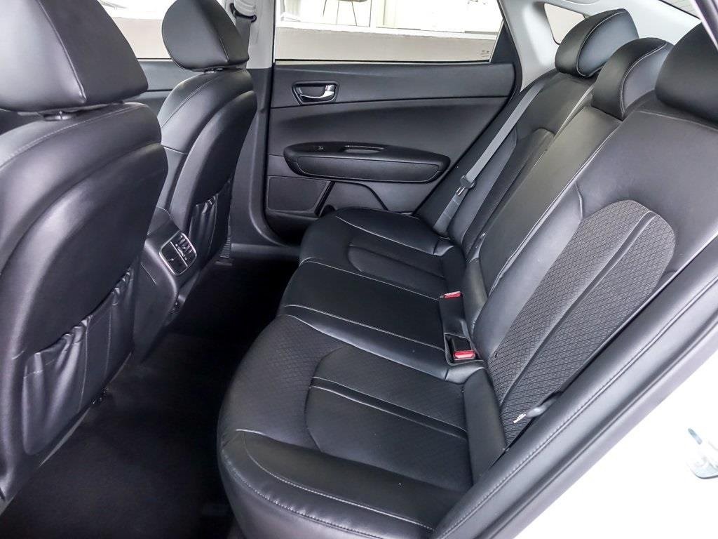 2020 KIA OPTIMA - Image 10