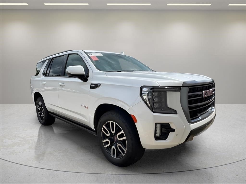 Used 2022 White Frost Tricoat GMC AT4 image 4