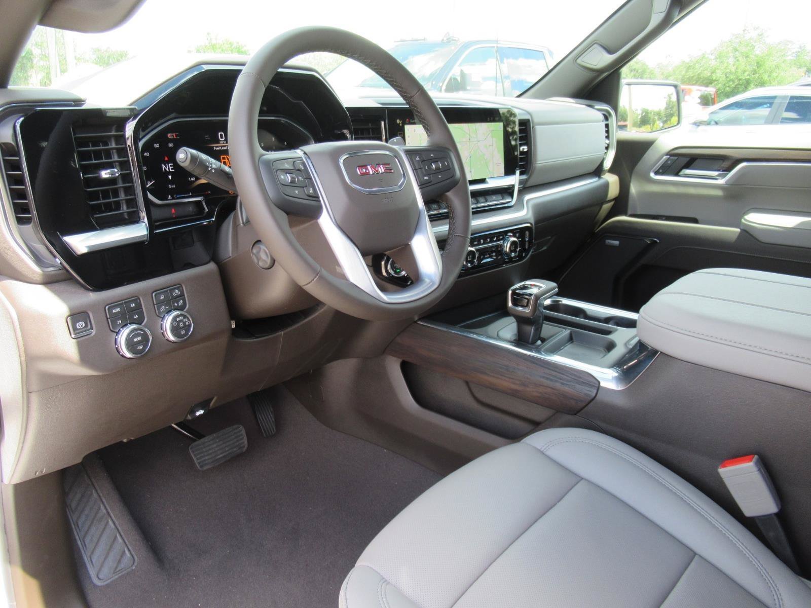 New 2026 Summit White GMC SLT image 17