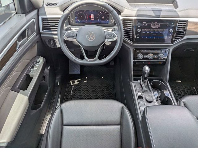 Certified Used 2023 White Volkswagen 3.6L V6 SE w/Technology image 18
