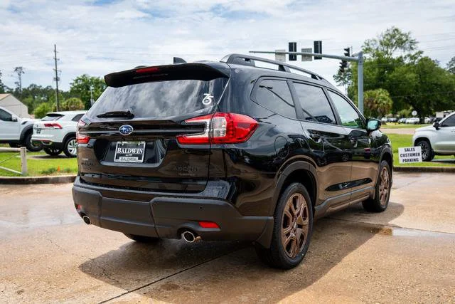 New 2026 Crystal Black Silica Subaru Limited Bronze Edition image 18