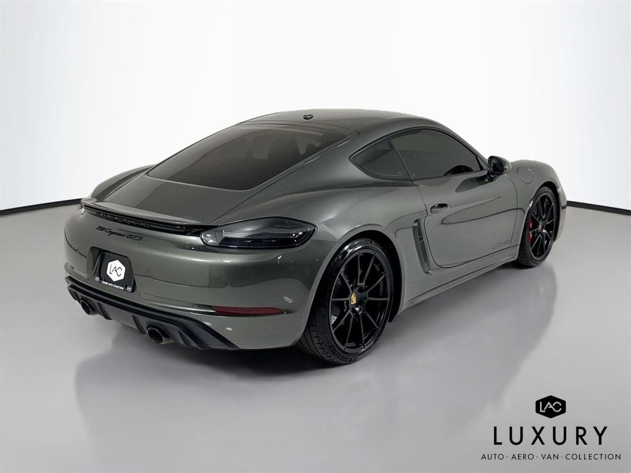 Used 2024 Aventurine Green Metallic Porsche GTS 4.0 | 18 way Seats | PDLS Lights | Premium Pkg image 6