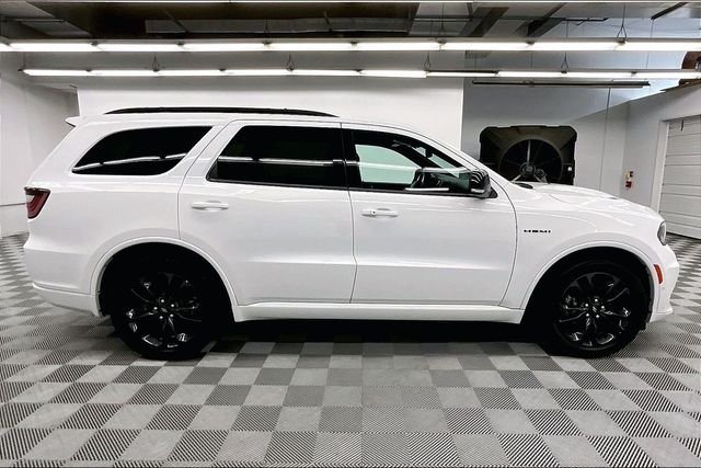 Used 2024 White Knuckle Clearcoat Dodge R/T Plus image 15