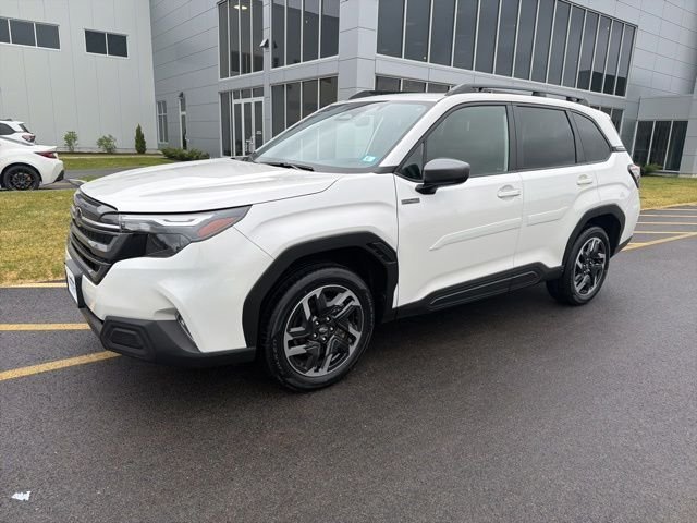 Used 2025 White Subaru Premium image 1