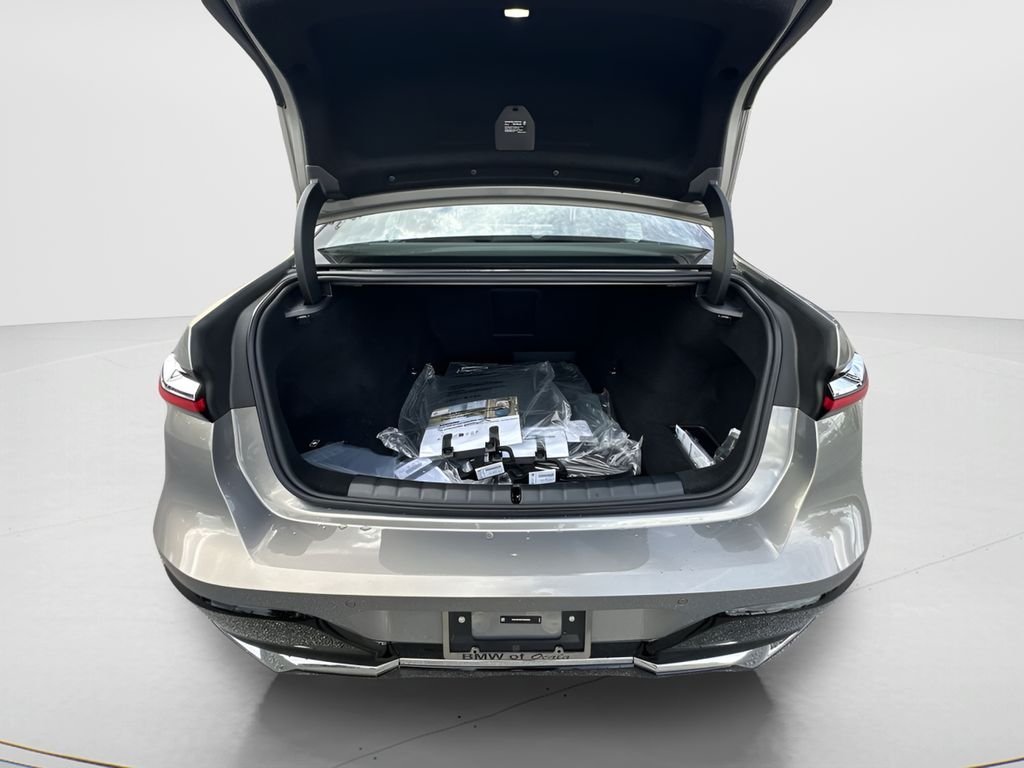 2026 BMW 7 Series 740i - Photo 28