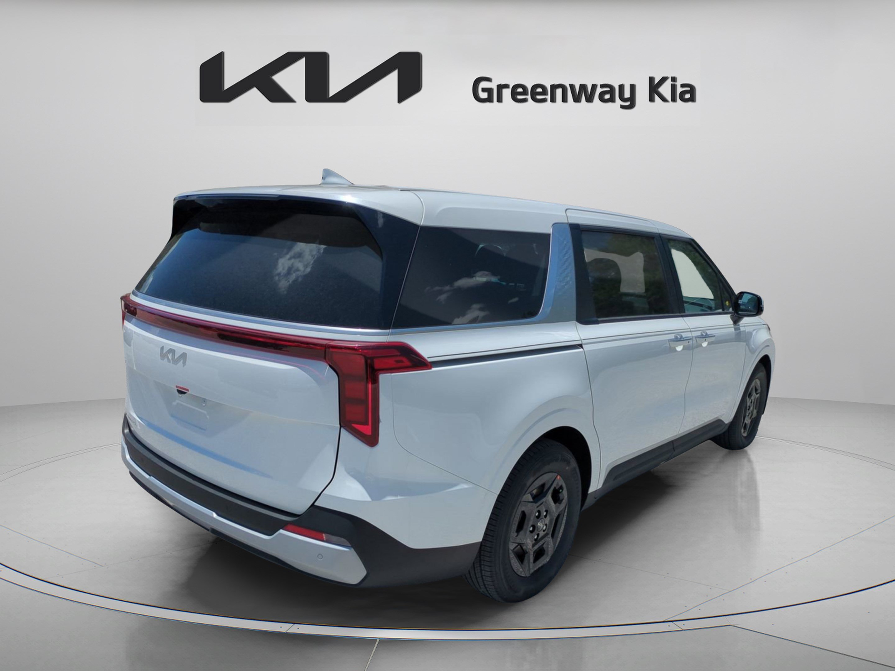 Certified Used 2026 Snow White Pearl Kia LXS image 3