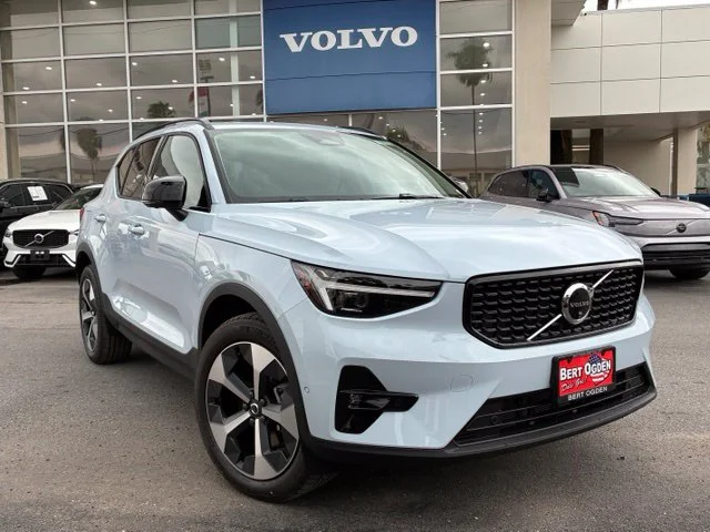 2026 Volvo XC40 Plus