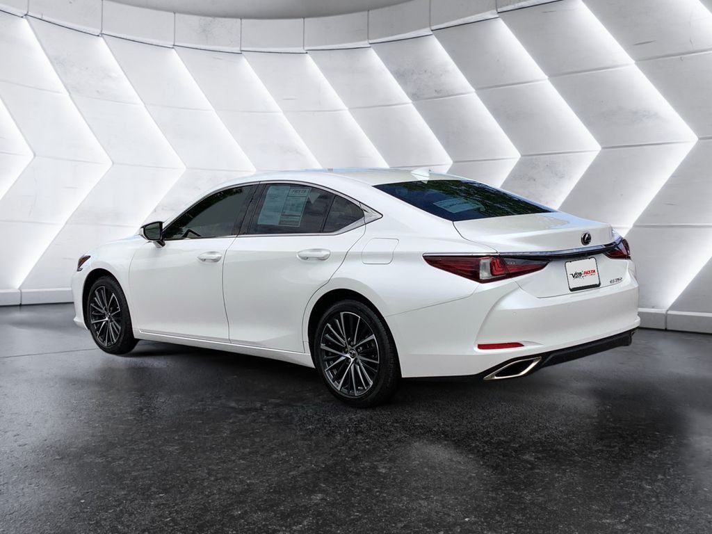 Used 2023 White Lexus 350 image 6