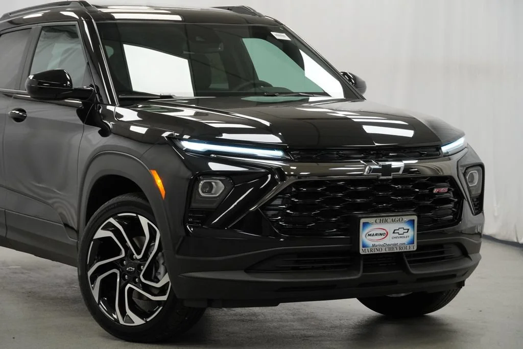 New 2026 Mosaic Black Metallic Chevrolet RS image 6