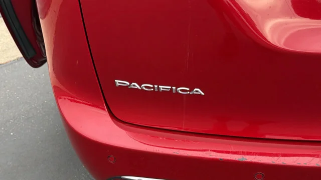 Used 2025 Red Chrysler Select image 12