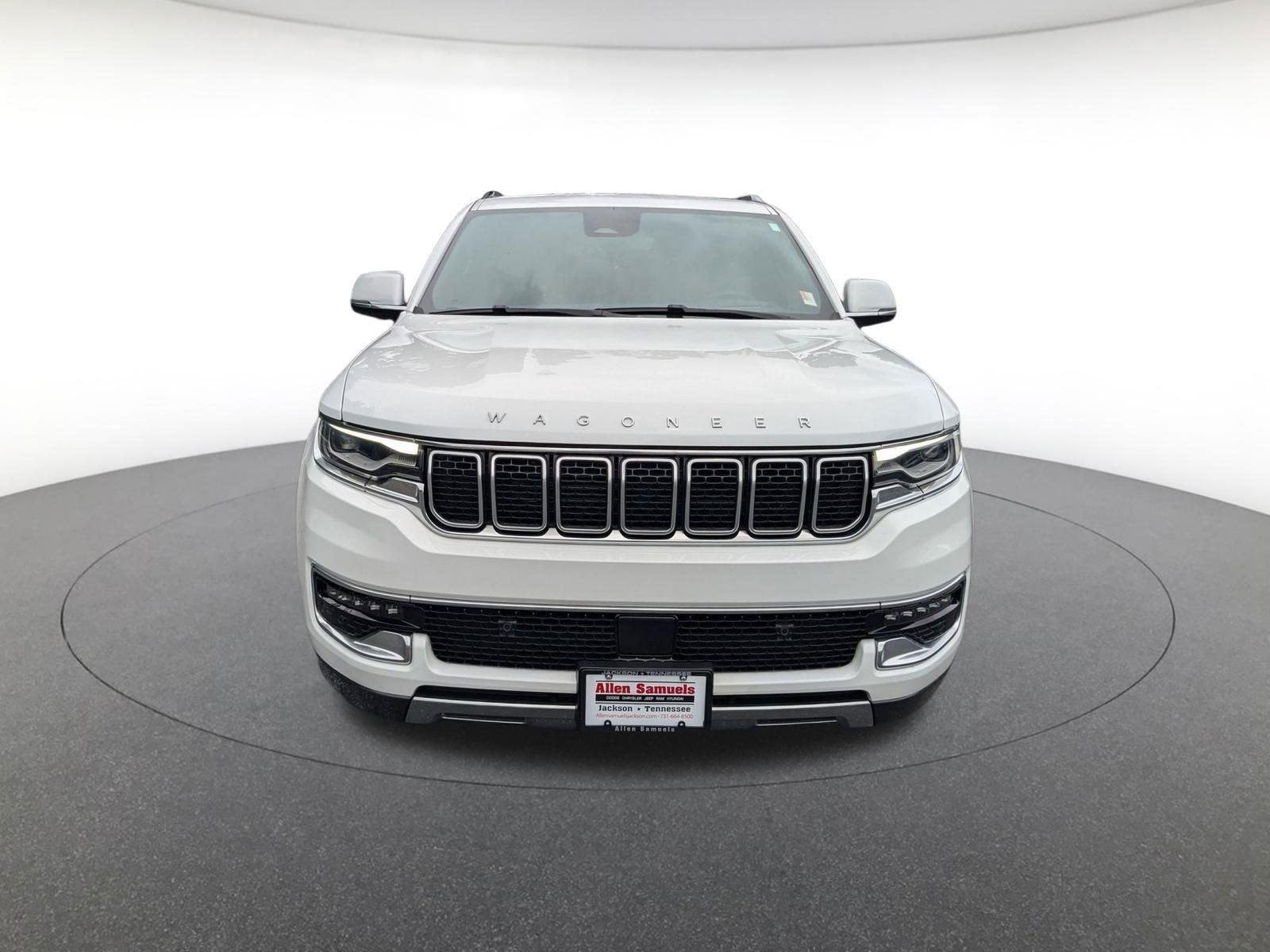 Used 2022 Bright White Clearcoat Jeep Series III image 10