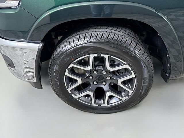 New 2026 Serrano-Green Metallic Exterior Paint RAM Laramie image 31