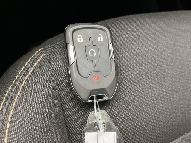Used 2018 Summit White GMC SLE image 26