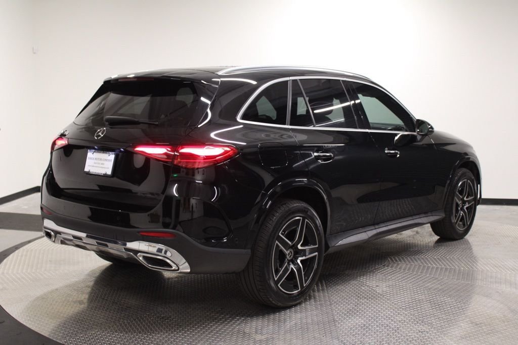 Used 2026 Black Mercedes-Benz GLC 300 image 7
