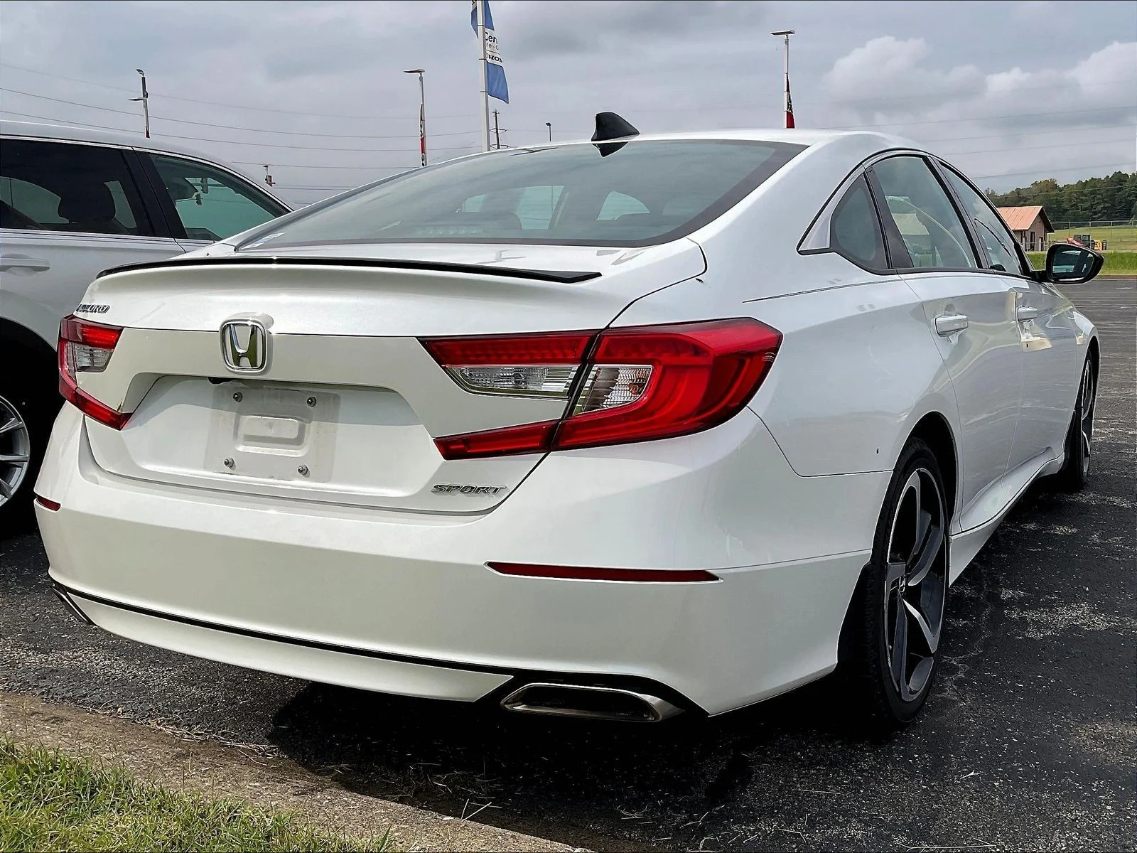 Certified Used 2022  Honda Sport image 2