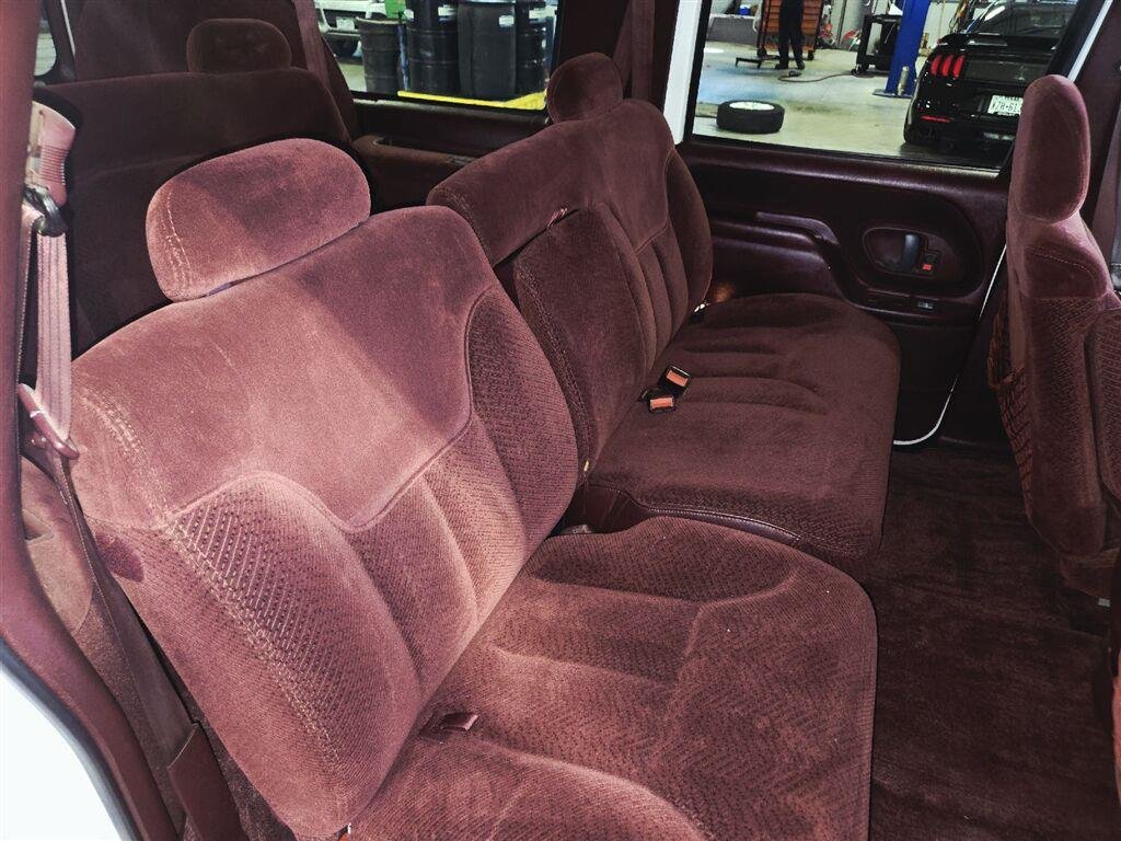 Used 1999 Summit White GMC BASE image 36