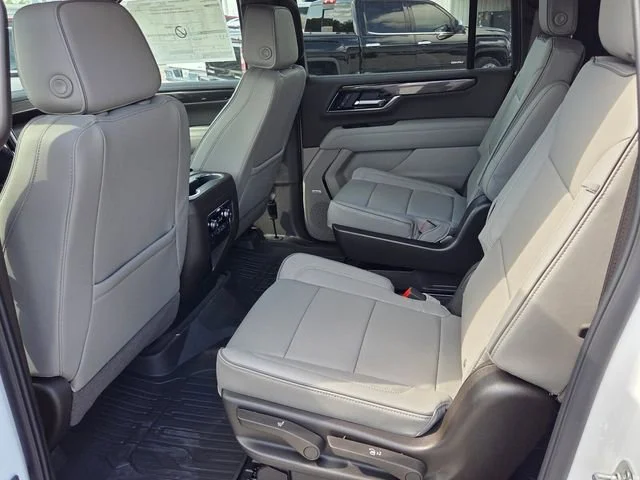 2026 GMC Yukon XL Elevation - Photo 6